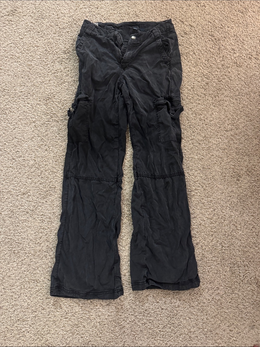American Eagle Outfitters Black Wide-Leg Cargo Pants